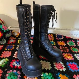 Vintage Deadstock Demonia Scene 107